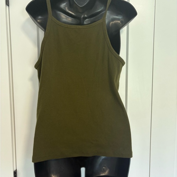 Banana Republic Army Green Ribbed Camisole Tank Top Size Large - Picture 2 of 8